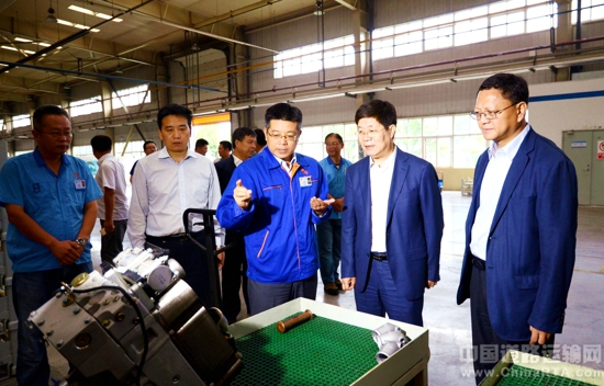 西咸新区党工委书记,管委会主任岳华峰一行到法士特调研
